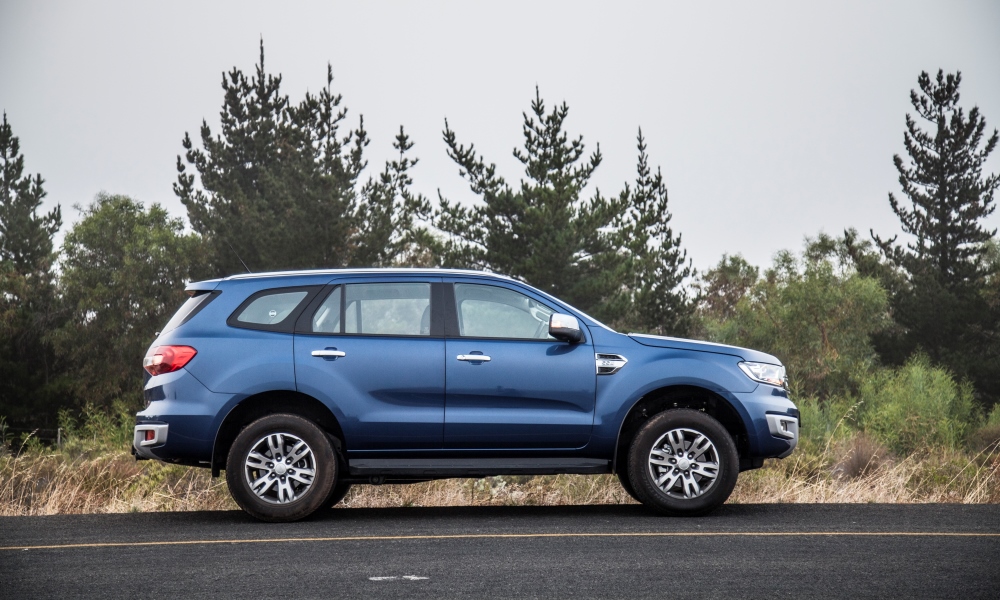 Ford Everest 2.2 TDCi XLT 6AT 4x2