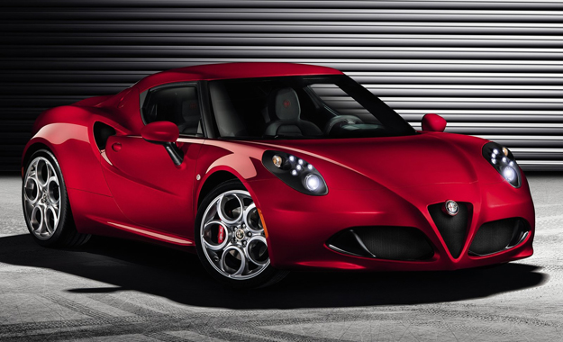 Alfa Romeo has revealed the production-spec 4C ahead of the car's official debut at Geneva