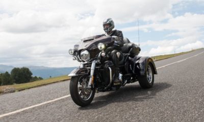 Harley-Davidson Tri Glide Ulta Limited Trike riding