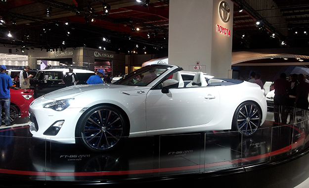 Toyota FT-86 Concept Open