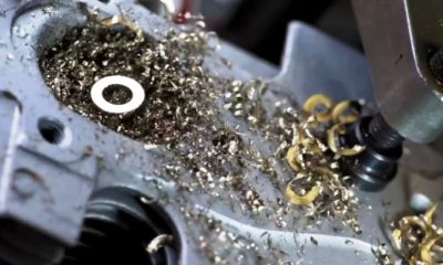 Porsche 911 engine rebuild [video]