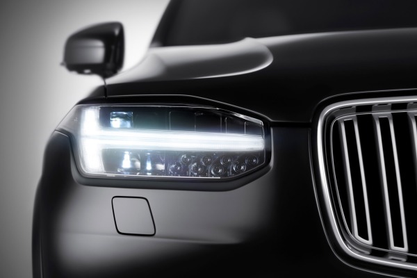 Volvo XC90 front end teaser