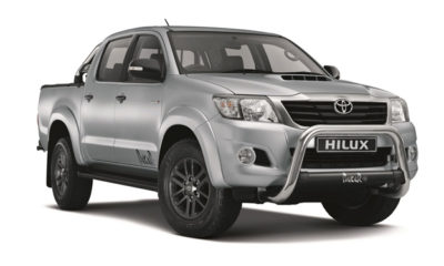 Toyota Hilux Dakar front