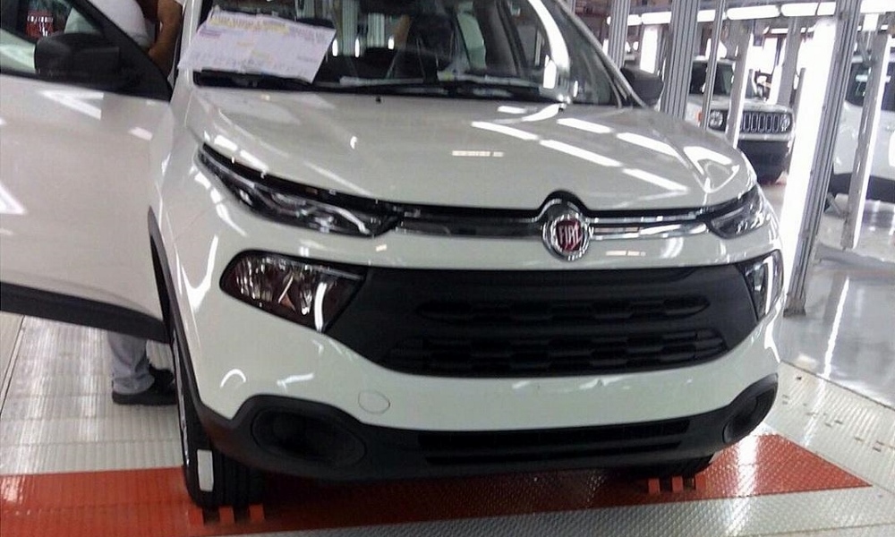 Fiat Toro Spotted on the Assembly Line