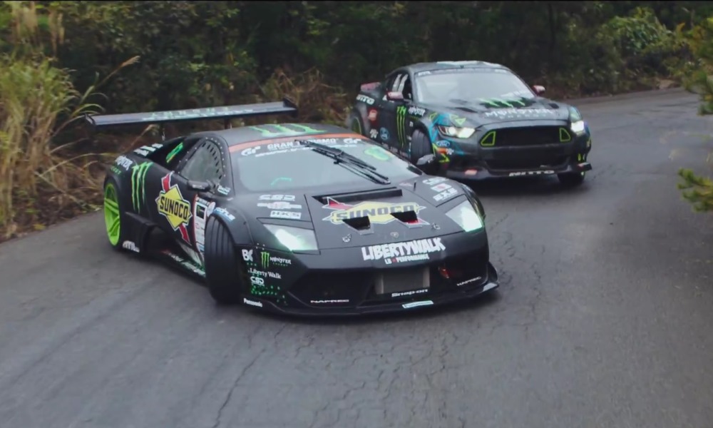 This Murcielago and Mustang Drift a Different Approach [video]