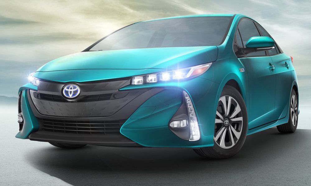 Toyota Prius Prime Revealed