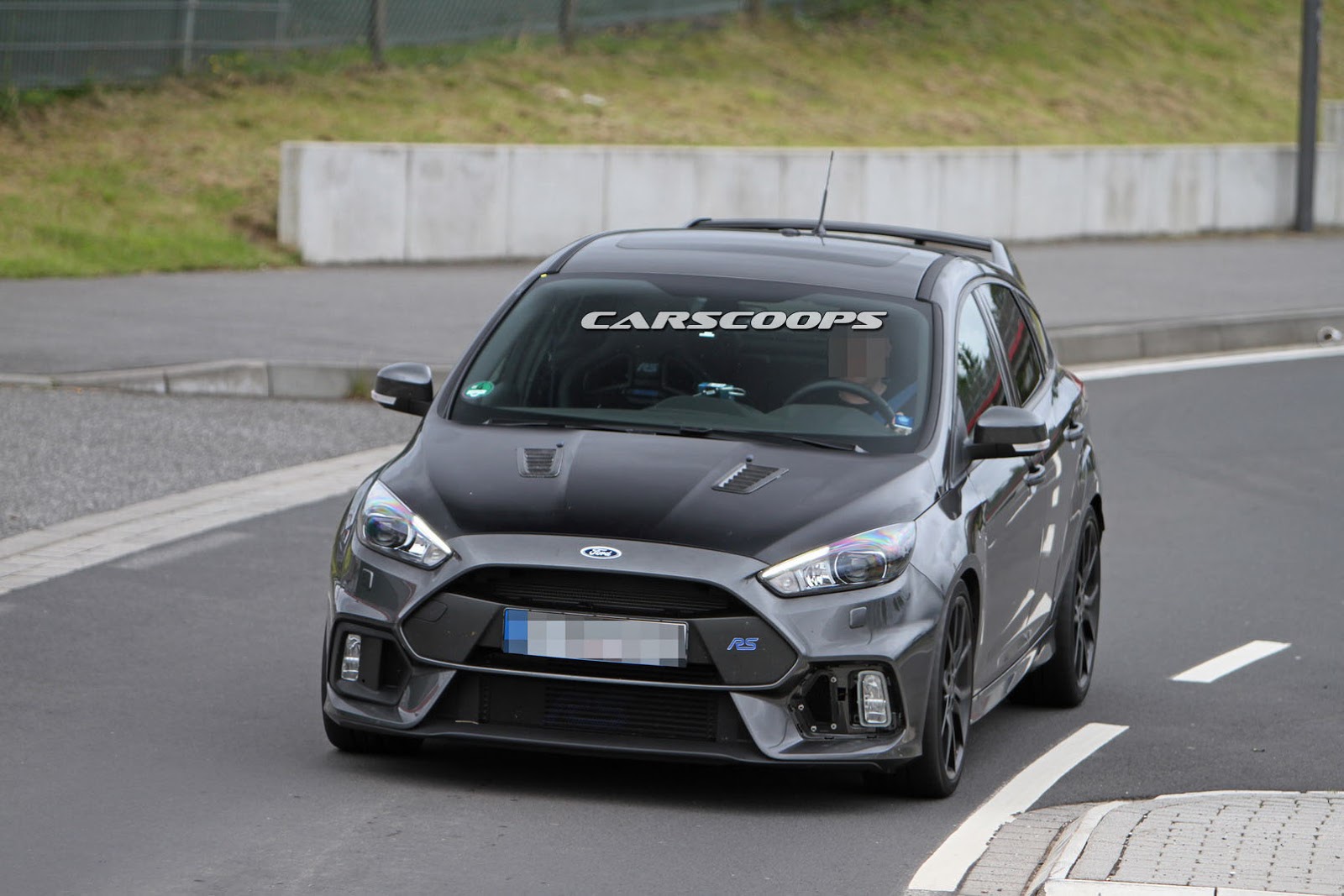 2017 Ford Focus RS500 front