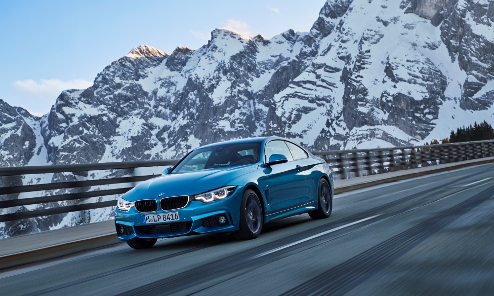 BMW 440i Coupe driving front
