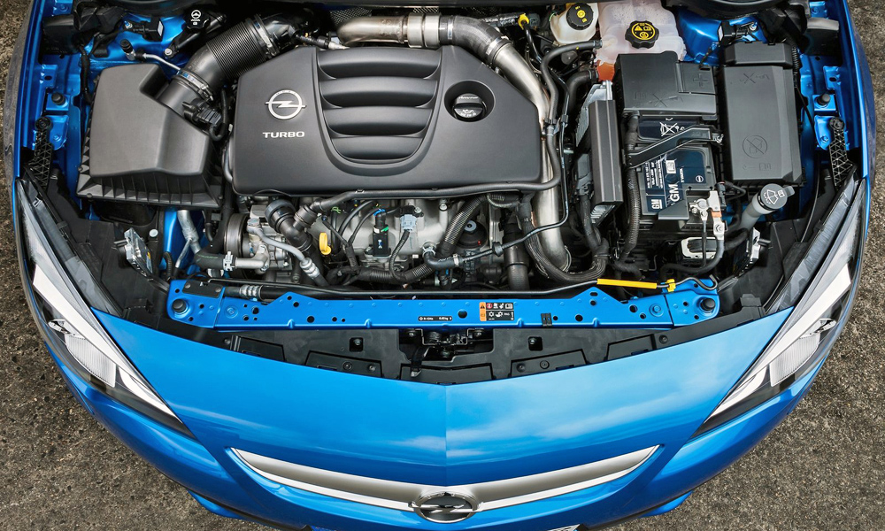 Opel Astra OPC engine