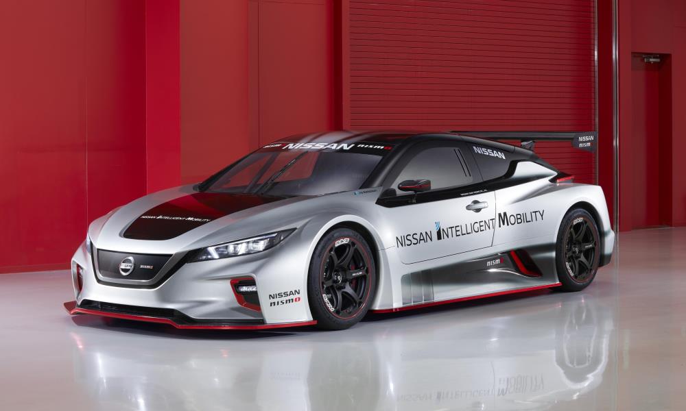 2018 LEAF NISMO RC front