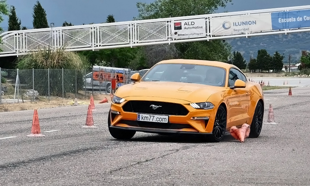 Ford Mustang GT takes on the Moose Test