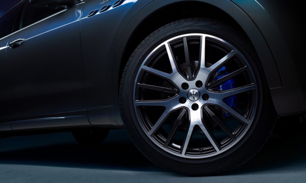 Maserati Levante Hybrid wheel