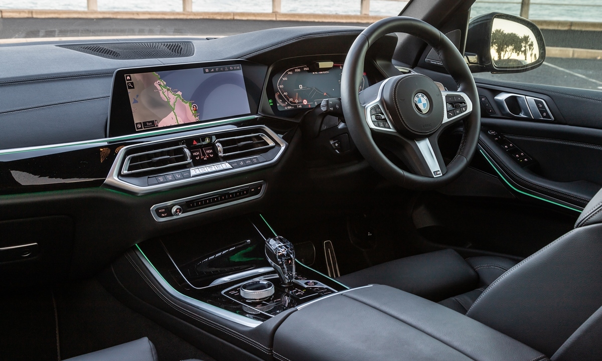 BMW X5 M50i Interior