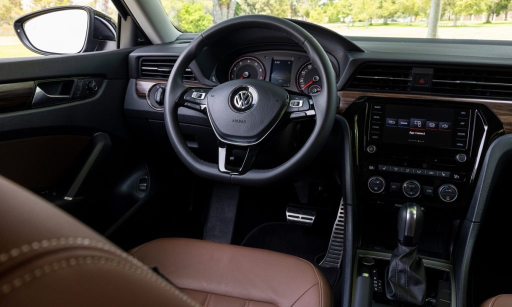 Volkswagen Passat final edition interior