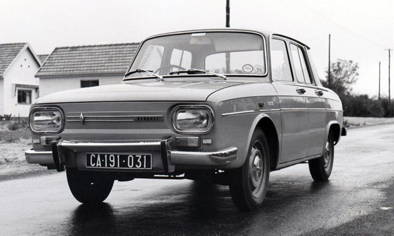 Renault 10 Front