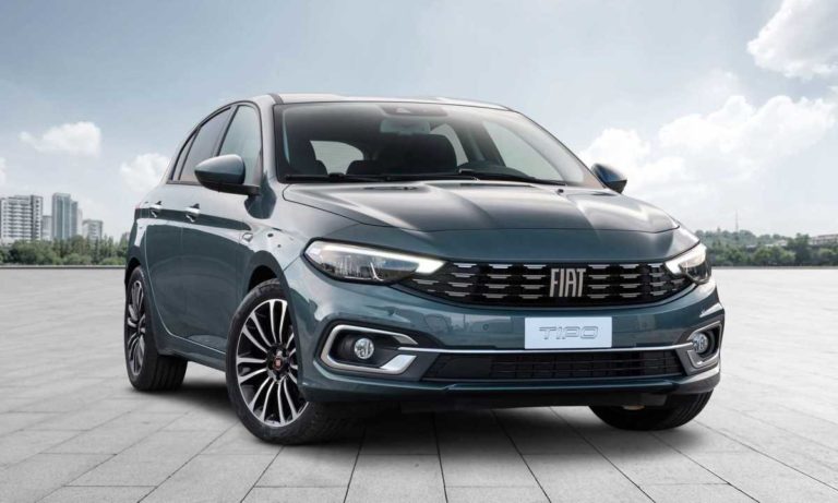 Hatchbacks From Every Brand - Fiat Tipo facelift front quarter