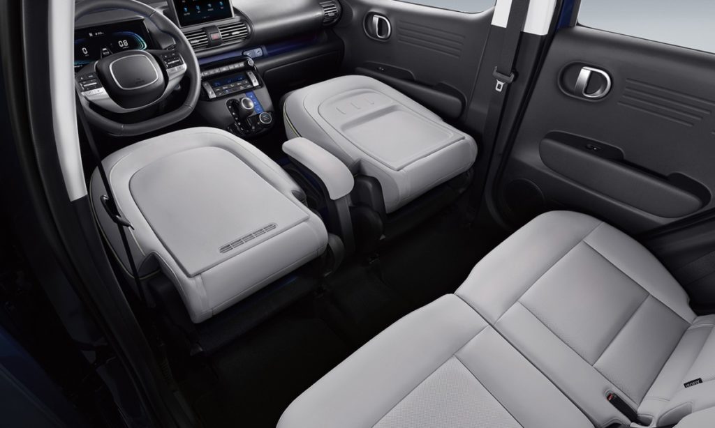 Hyundai Casper adjustable seats