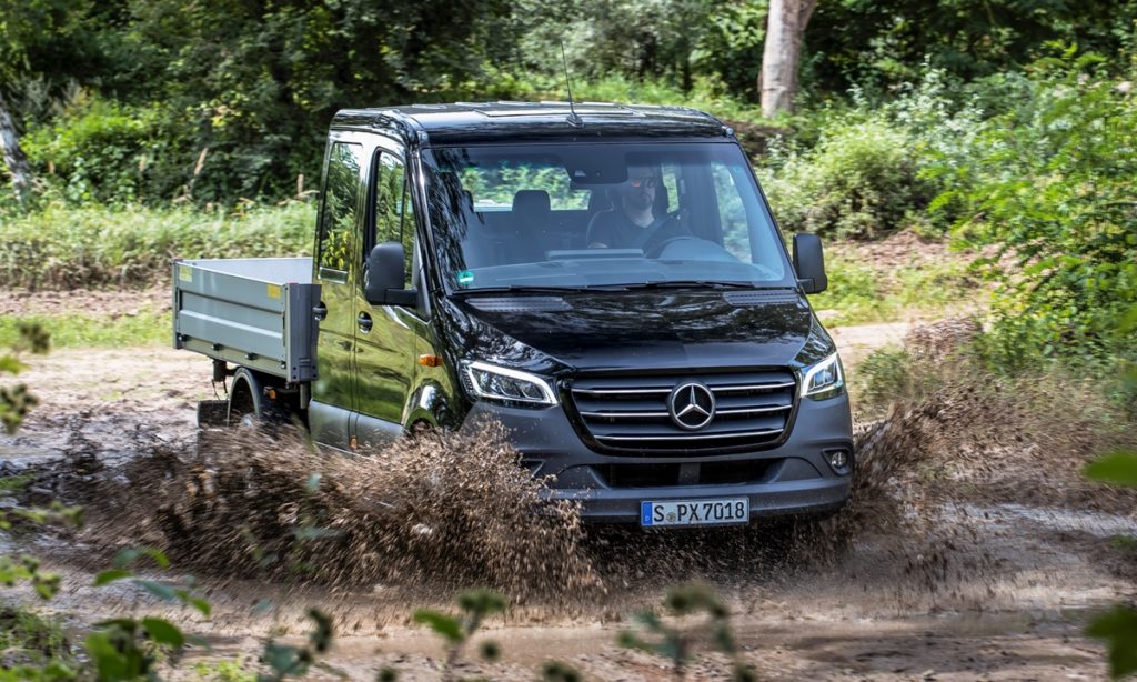 Mercedes-Benz Sprinter front mud splash
