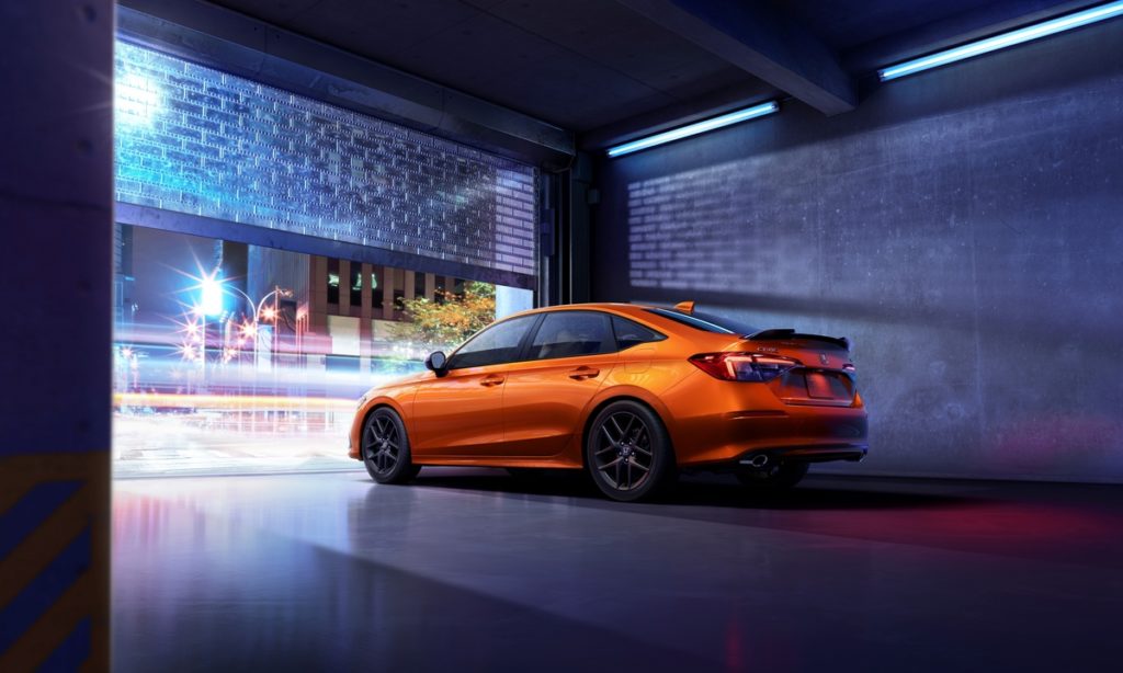 Honda Civic Si unveiled as Type-R-lite with specially tuned chassis