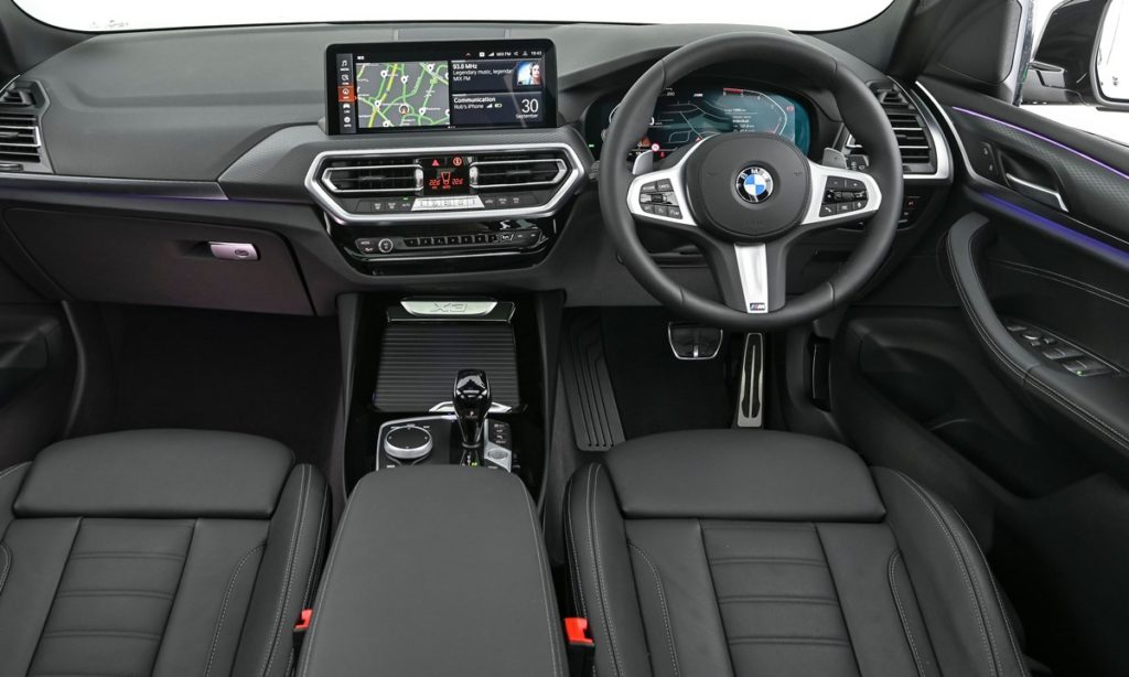 DRIVEN BMW X3 M40i and xDrive20d Steptronic