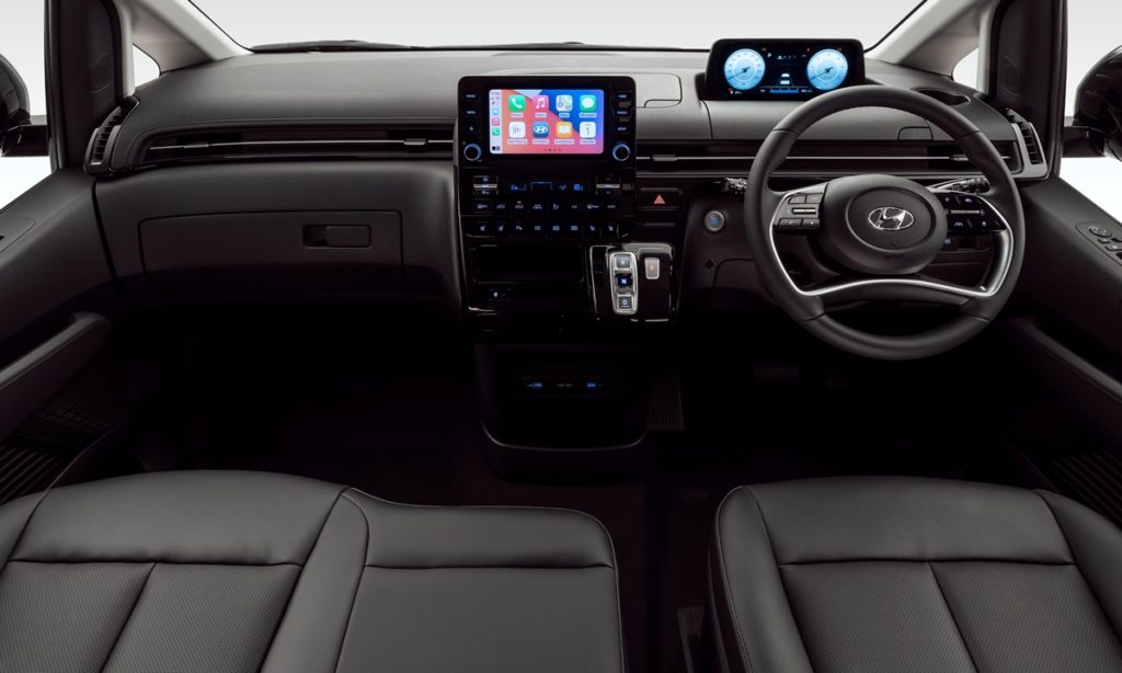 DRIVEN Hyundai Staria 2,2D Elite nine-seater AT