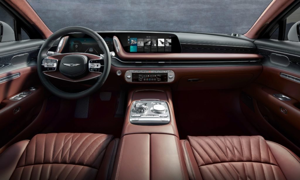 Genesis G90 interior and engine details revealed