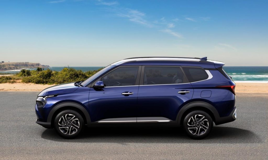 Kia Carens officially unveiled as seven-seater crossover