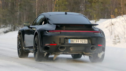 off-road Porsche 911 rear