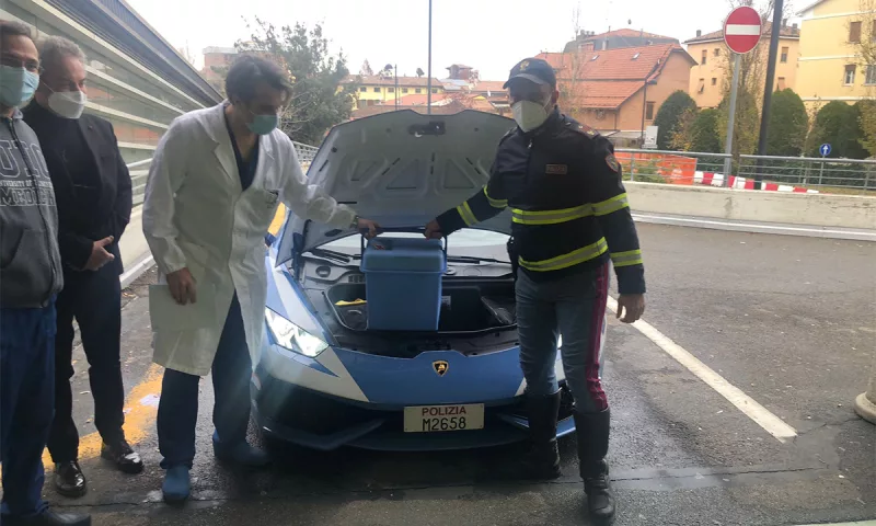 Polizia di Stato and their Lamborghini Huracan saving lives