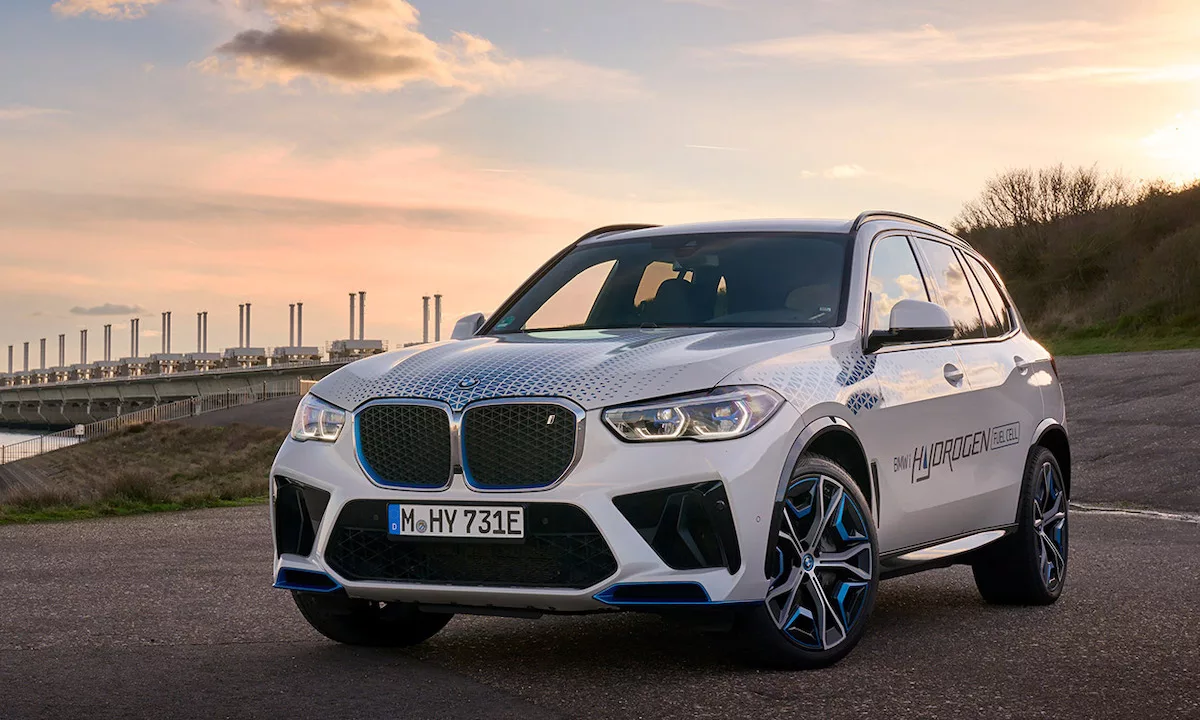 Hydrogen-Powered BMW iX5 Fleet to Reach Local Shores in ...
